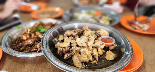 Ah Huat Kitchen 亚发代炒