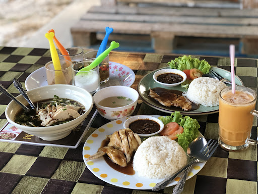 Che Ta Chicken Rice Store