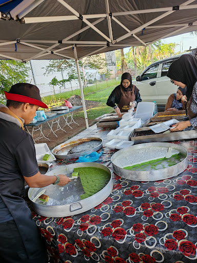 Kuih Talam Pak Long Bakar Kuih Talam Pak Long Bakar