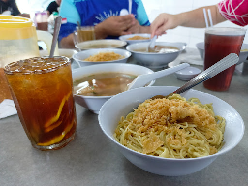 Loong Fish Head Soup Stall