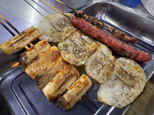 小吃货特色烧烤 SNACK DELI BBQ