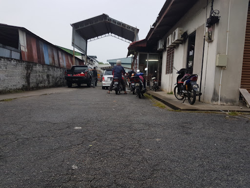 Kilang Memproses Ayam Daging Thian Chai