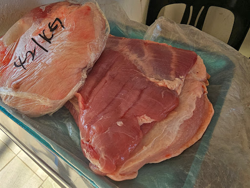 *J'S PORK SHOP (DAGING BABI SEGAR)* *J'S PORK SHOP (DAGING BABI SEGAR)*