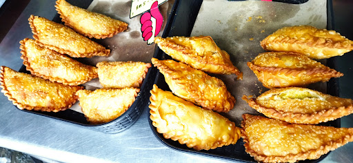 Karipap Telur Giant Karipap Telur Giant